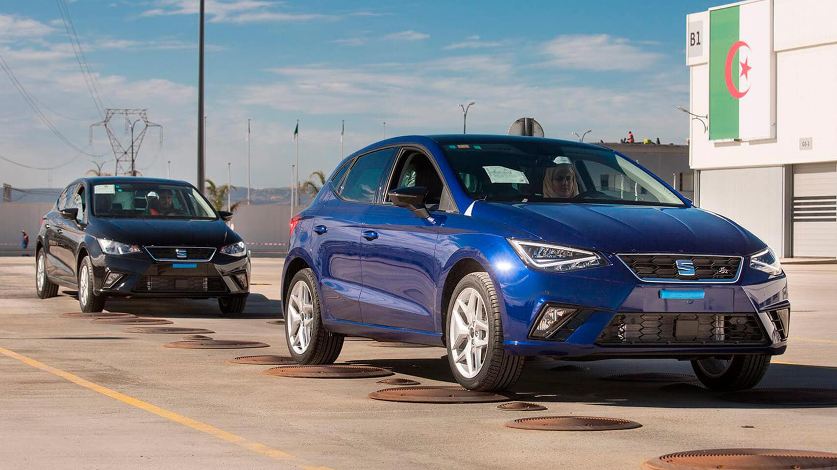 SEAT models with workers in Morocco and Tunisia plant